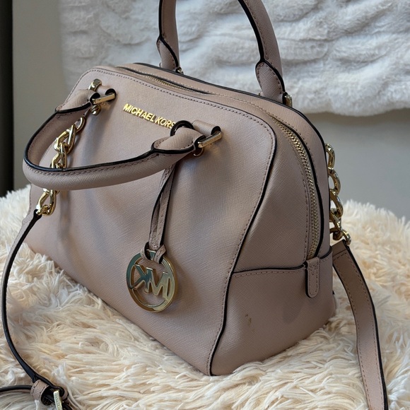 Michael Kors Pinky-Beige Leather Satchel with Gold Accents - Picture 7 of 9